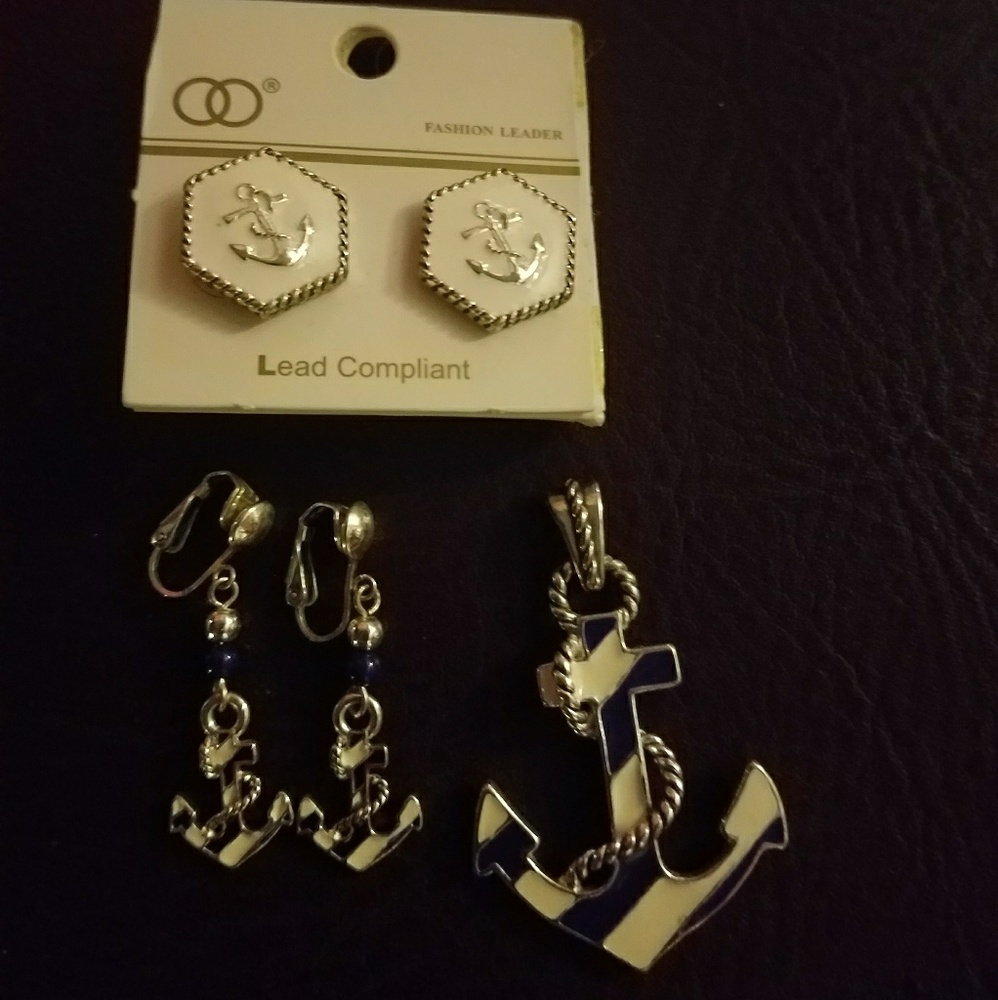 Anchor pendant and earrings